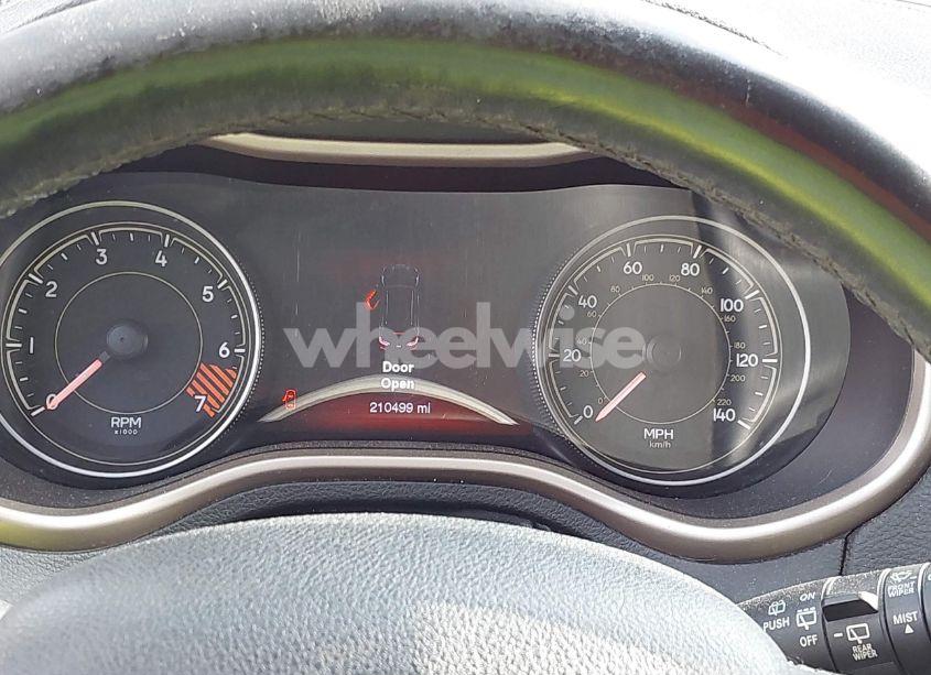 Photo 7 of 2014 Jeep Cherokee LIMITED (VIN 1C4PJLDB7EW113201)