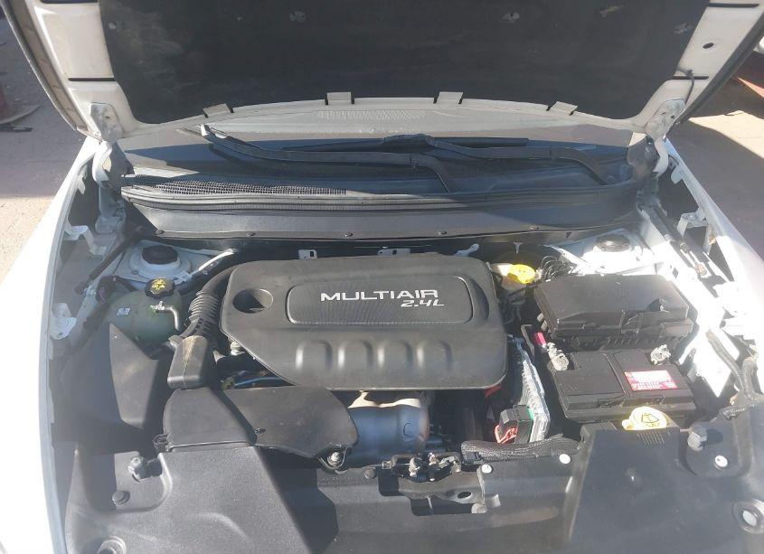 Photo 10 of 2015 Jeep Cherokee LIMITED (VIN 1C4PJLDB7FW590390)