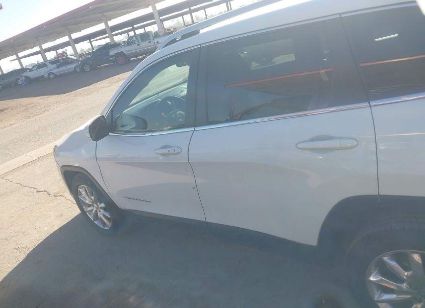 Photo 14 of 2015 Jeep Cherokee LIMITED (VIN 1C4PJLDB7FW590390)