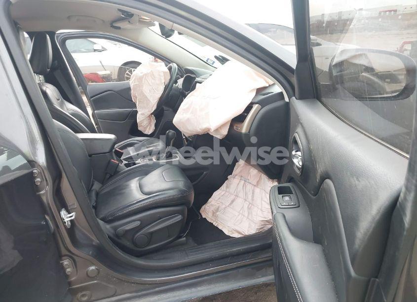 Photo 5 of 2015 Jeep Cherokee LIMITED (VIN 1C4PJLDB7FW732964)