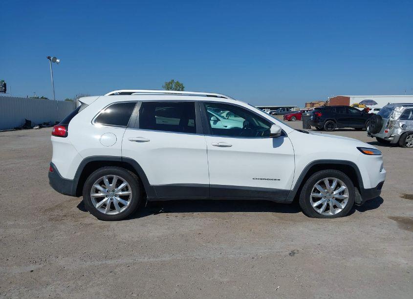 Photo 13 of 2016 Jeep Cherokee LIMITED (VIN 1C4PJLDB7GW248102)