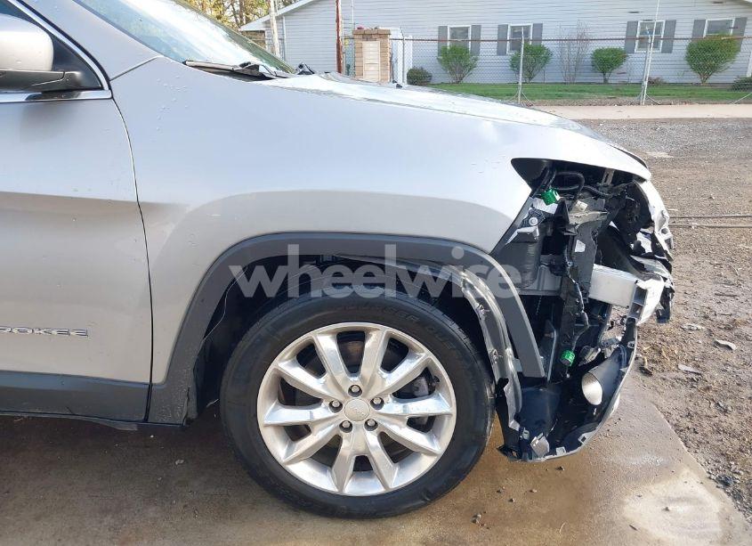 Photo 18 of 2017 Jeep Cherokee LIMITED FWD (VIN 1C4PJLDB7HW641972)