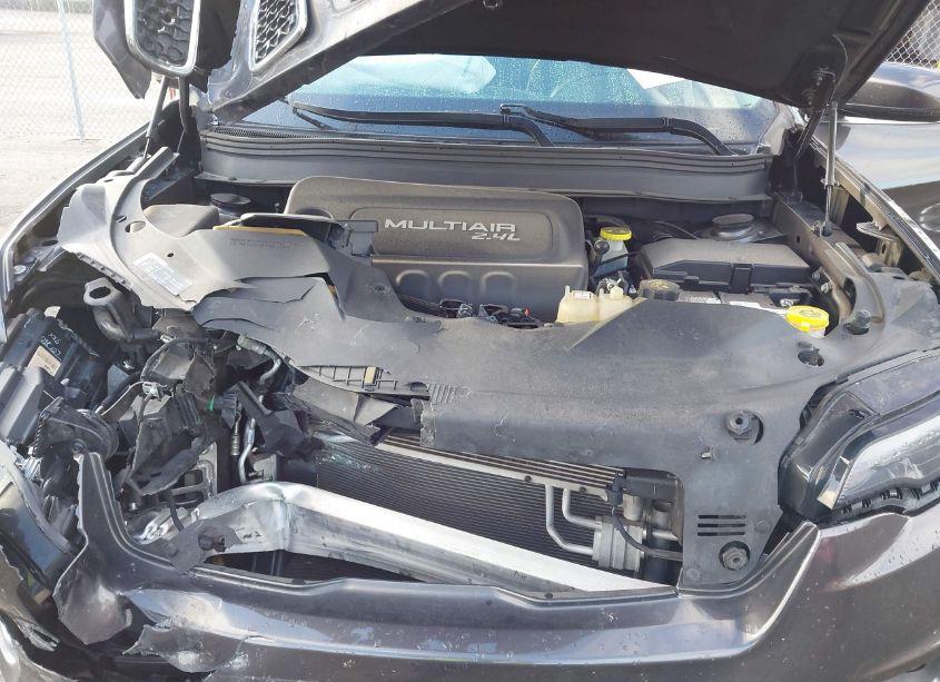 Photo 10 of 2019 Jeep Cherokee LIMITED FWD (VIN 1C4PJLDB7KD195955)