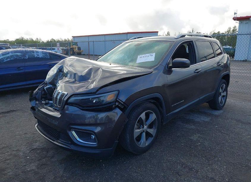 Photo 2 of 2019 Jeep Cherokee LIMITED FWD (VIN 1C4PJLDB7KD195955)