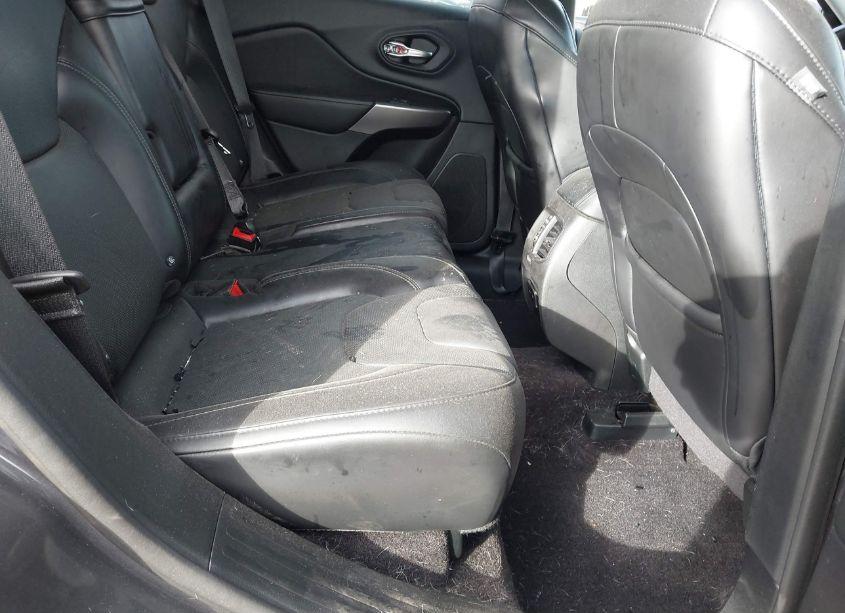 Photo 8 of 2019 Jeep Cherokee LIMITED FWD (VIN 1C4PJLDB7KD195955)