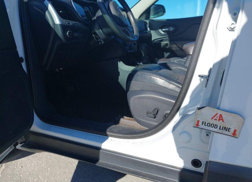 Photo 6 of 2014 Jeep Cherokee LIMITED (VIN 1C4PJLDB8EW207863)