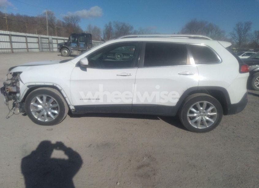 Photo 14 of 2016 Jeep Cherokee LIMITED (VIN 1C4PJLDB8GW184099)