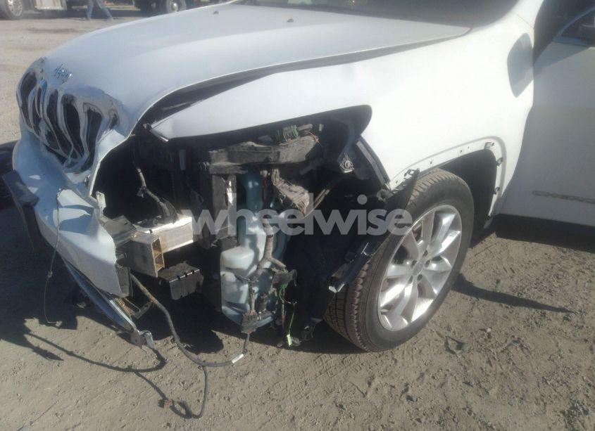 Photo 17 of 2016 Jeep Cherokee LIMITED (VIN 1C4PJLDB8GW184099)