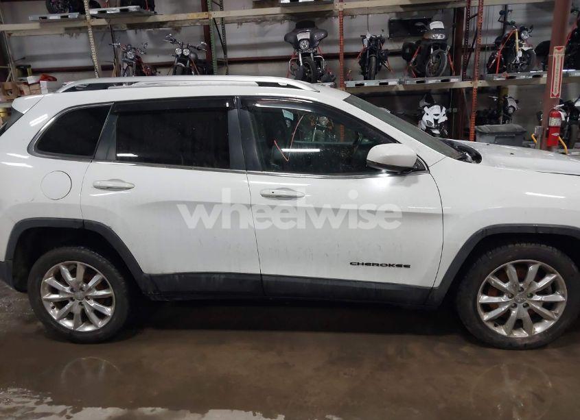 Photo 13 of 2016 Jeep Cherokee LIMITED (VIN 1C4PJLDB8GW217618)
