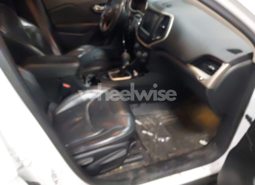 Photo 5 of 2016 Jeep Cherokee LIMITED (VIN 1C4PJLDB8GW217618)