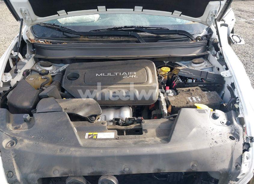 Photo 10 of 2016 Jeep Cherokee LIMITED (VIN 1C4PJLDB8GW233284)