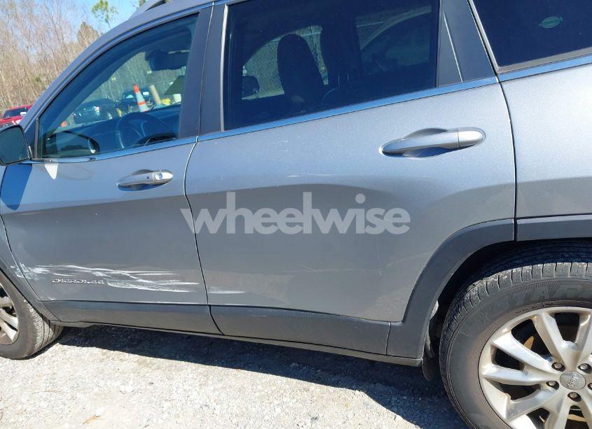 Photo 14 of 2016 Jeep Cherokee LIMITED (VIN 1C4PJLDB8GW239294)