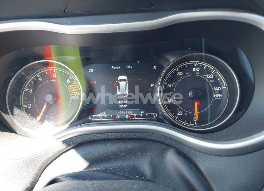 Photo 7 of 2016 Jeep Cherokee LIMITED (VIN 1C4PJLDB8GW239294)