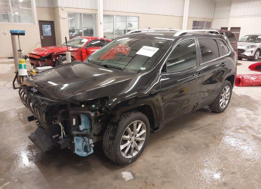 Photo 2 of 2018 Jeep Cherokee LIMITED FWD (VIN 1C4PJLDB8JD577409)