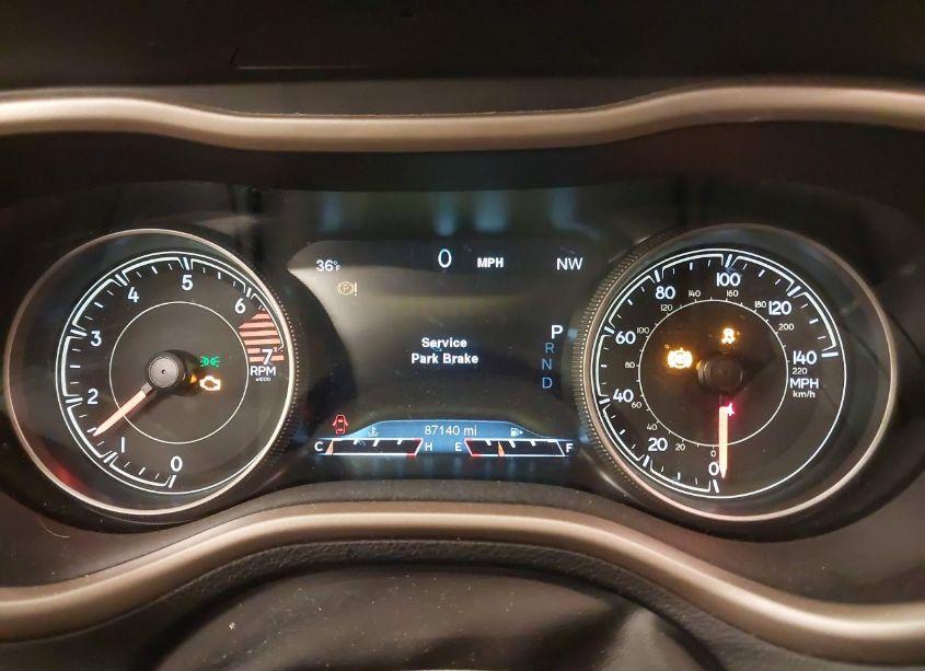 Photo 7 of 2018 Jeep Cherokee LIMITED FWD (VIN 1C4PJLDB8JD577409)