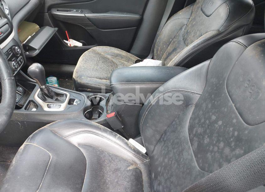 Photo 19 of 2015 Jeep Cherokee LIMITED (VIN 1C4PJLDB9FW658415)