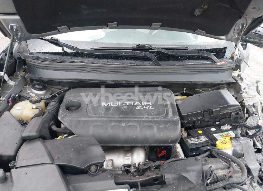 Photo 10 of 2015 Jeep Cherokee LIMITED (VIN 1C4PJLDB9FW737194)