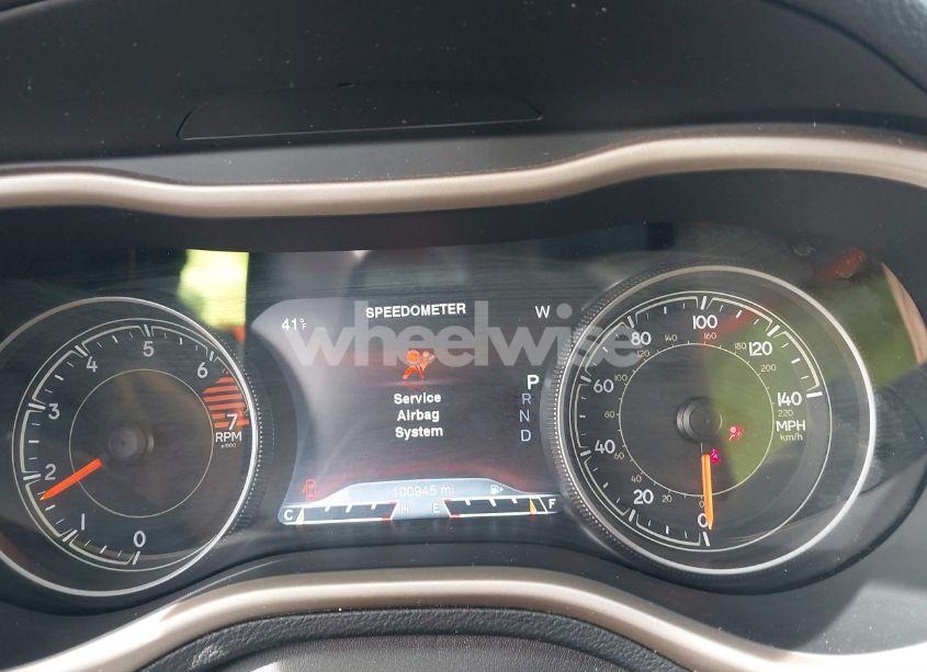 Photo 7 of 2016 Jeep Cherokee LIMITED (VIN 1C4PJLDB9GW257559)