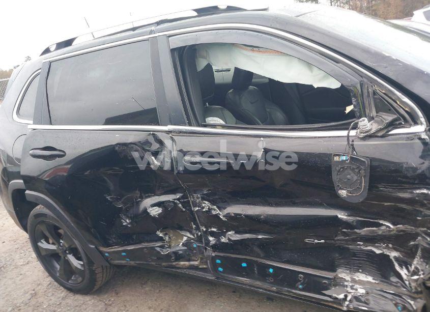 Photo 13 of 2019 Jeep Cherokee LIMITED FWD (VIN 1C4PJLDB9KD129214)