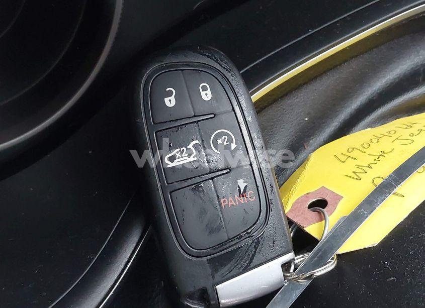 Photo 11 of 2019 Jeep Cherokee LIMITED FWD (VIN 1C4PJLDB9KD487820)