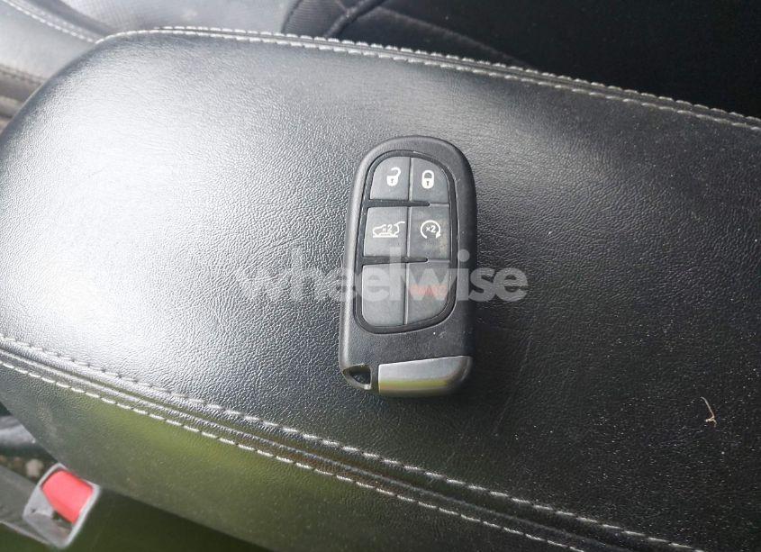 Photo 11 of 2020 Jeep Cherokee LIMITED FWD (VIN 1C4PJLDB9LD529985)