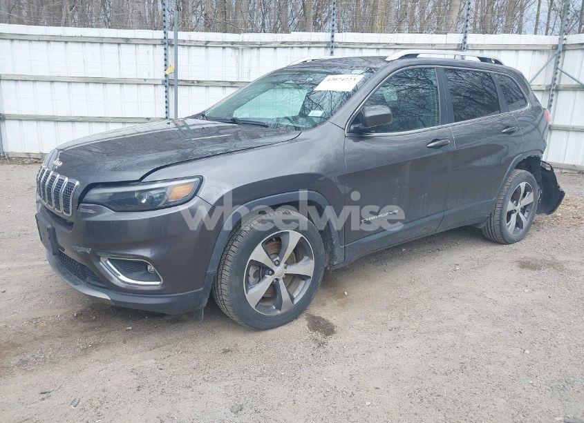 Photo 2 of 2020 Jeep Cherokee LIMITED FWD (VIN 1C4PJLDB9LD529985)
