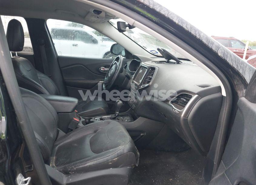 Photo 5 of 2020 Jeep Cherokee LIMITED FWD (VIN 1C4PJLDB9LD599972)