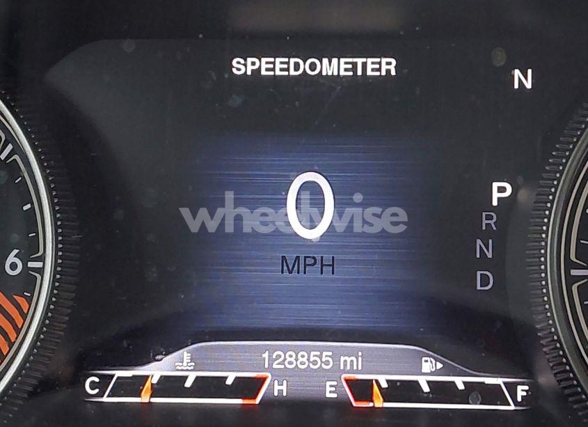 Photo 15 of 2015 Jeep Cherokee LIMITED (VIN 1C4PJLDBXFW531074)