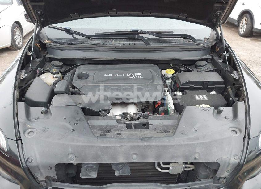 Photo 10 of 2017 Jeep Cherokee LIMITED FWD (VIN 1C4PJLDBXHD224339)