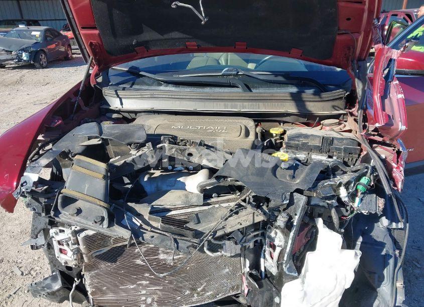 Photo 10 of 2017 Jeep Cherokee LIMITED FWD (VIN 1C4PJLDBXHW661794)