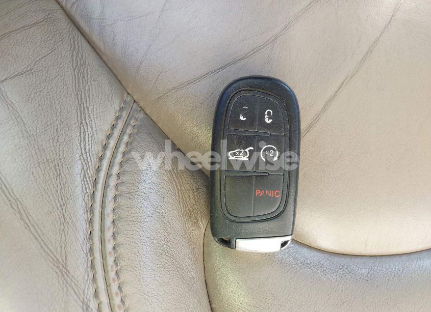 Photo 11 of 2017 Jeep Cherokee LIMITED FWD (VIN 1C4PJLDBXHW661794)