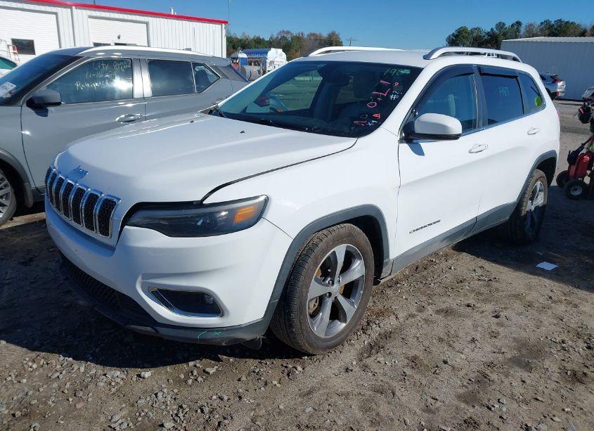 Photo 2 of 2019 Jeep Cherokee LIMITED FWD (VIN 1C4PJLDBXKD347789)