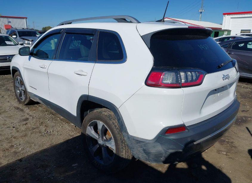 Photo 3 of 2019 Jeep Cherokee LIMITED FWD (VIN 1C4PJLDBXKD347789)