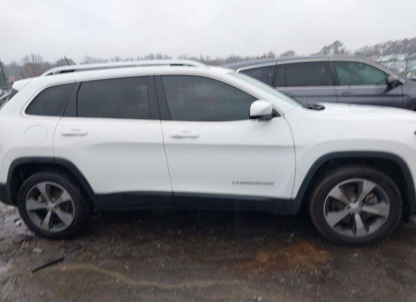 Photo 14 of 2019 Jeep Cherokee LIMITED FWD (VIN 1C4PJLDBXKD387127)