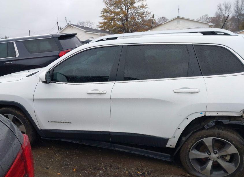 Photo 15 of 2019 Jeep Cherokee LIMITED FWD (VIN 1C4PJLDBXKD387127)