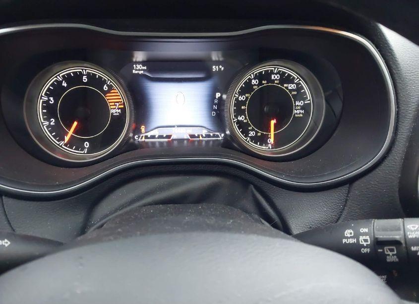 Photo 7 of 2019 Jeep Cherokee LIMITED FWD (VIN 1C4PJLDBXKD387127)