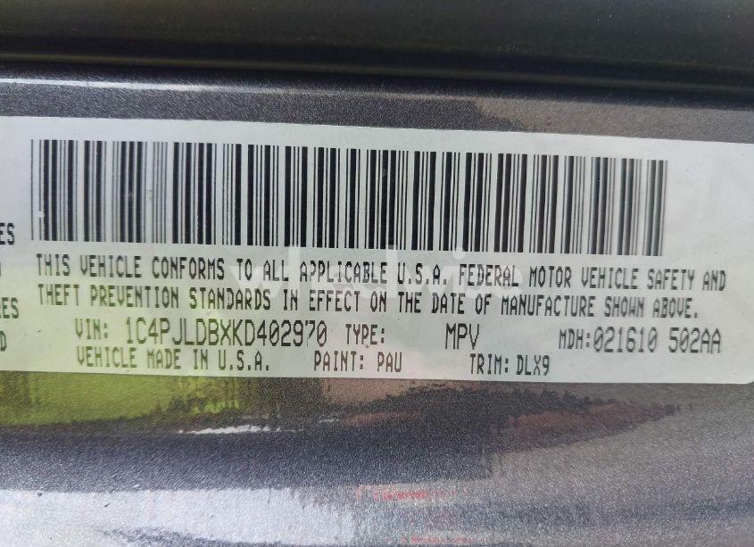 Photo 9 of 2019 Jeep Cherokee LIMITED FWD (VIN 1C4PJLDBXKD402970)