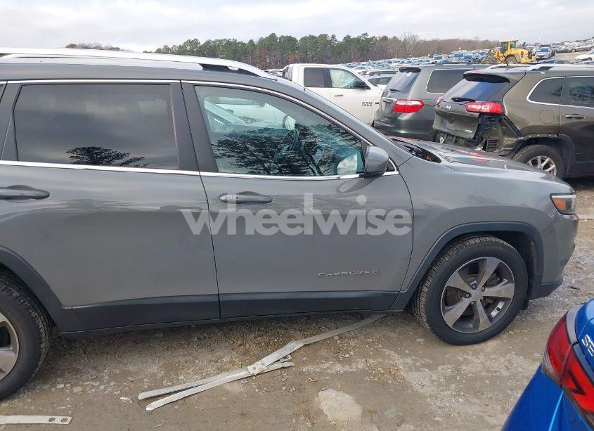Photo 13 of 2020 Jeep Cherokee LIMITED FWD (VIN 1C4PJLDBXLD502858)