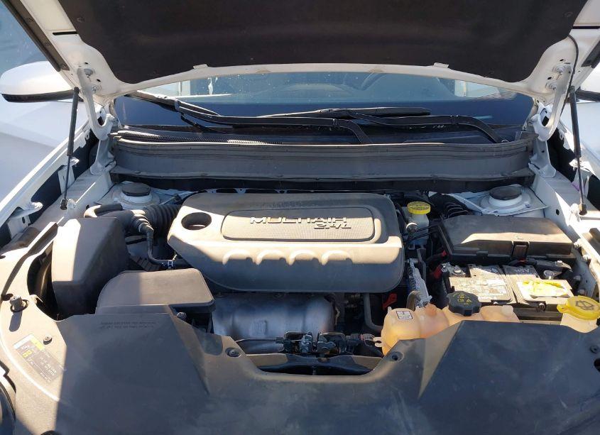 Photo 10 of 2020 Jeep Cherokee LIMITED FWD (VIN 1C4PJLDBXLD536346)