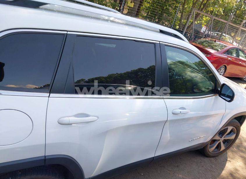 Photo 13 of 2020 Jeep Cherokee LIMITED FWD (VIN 1C4PJLDBXLD652811)