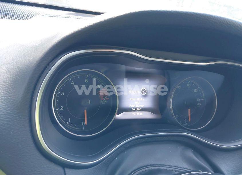 Photo 15 of 2020 Jeep Cherokee LIMITED FWD (VIN 1C4PJLDBXLD652811)