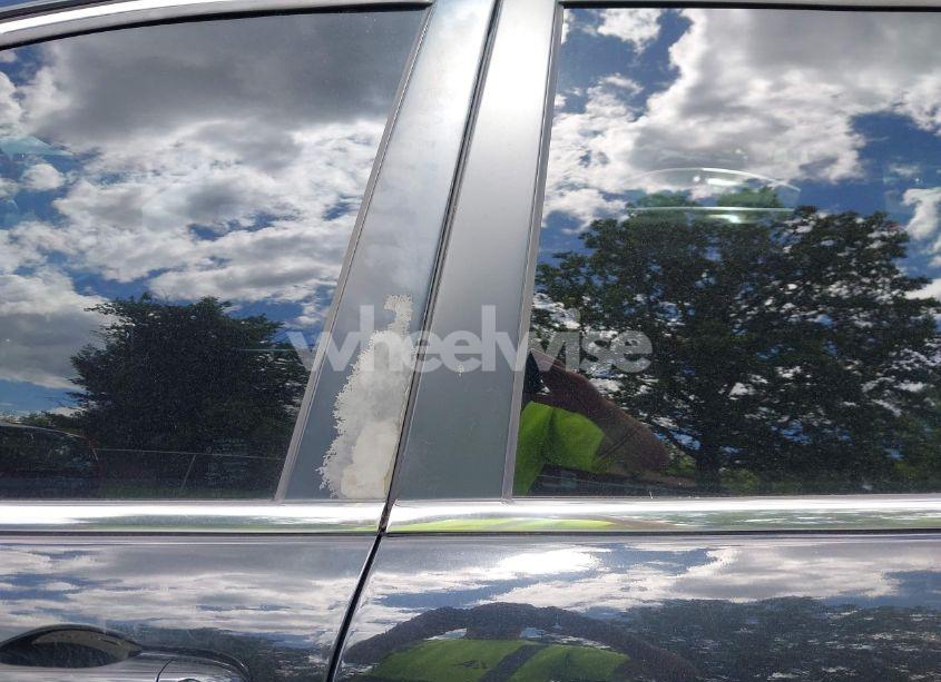 Photo 18 of 2019 Jeep Cherokee LIMITED FWD (VIN 1C4PJLDNXKD128289)