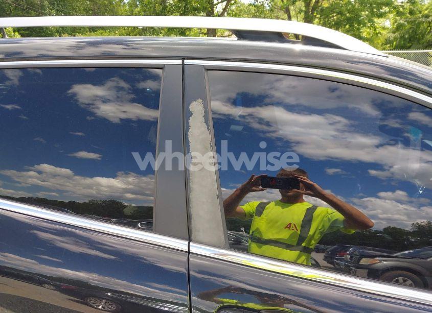 Photo 21 of 2019 Jeep Cherokee LIMITED FWD (VIN 1C4PJLDNXKD128289)