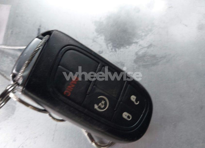 Photo 11 of 2014 Jeep Cherokee LIMITED (VIN 1C4PJLDS0EW262159)