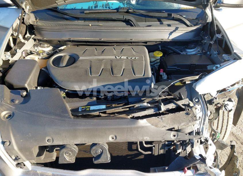 Photo 10 of 2015 Jeep Cherokee LIMITED (VIN 1C4PJLDS0FW628235)