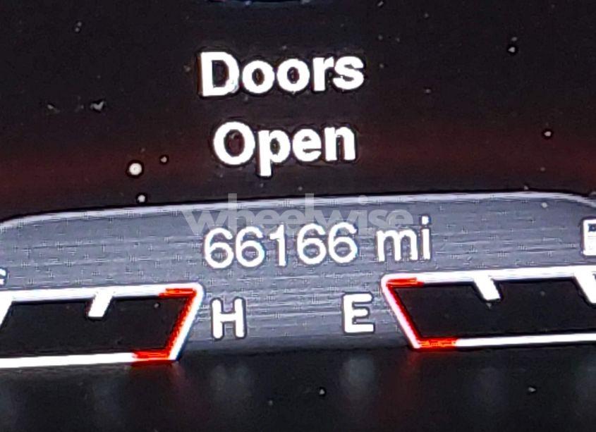 Photo 15 of 2015 Jeep Cherokee LIMITED (VIN 1C4PJLDS0FW628235)