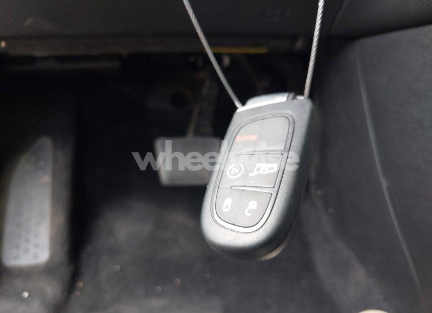 Photo 11 of 2014 Jeep Cherokee LIMITED (VIN 1C4PJLDS1EW241594)
