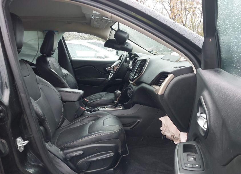 Photo 5 of 2015 Jeep Cherokee LIMITED (VIN 1C4PJLDS1FW573276)