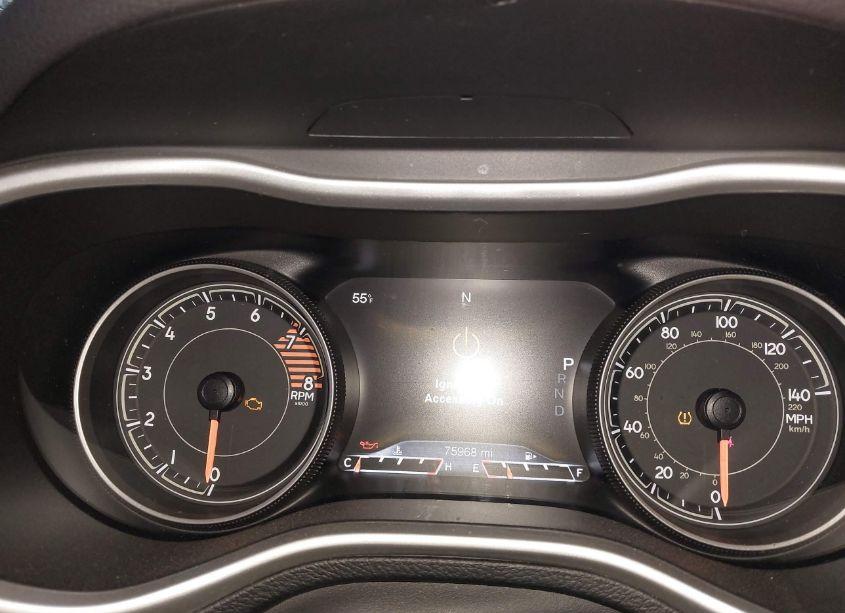 Photo 15 of 2016 Jeep Cherokee LIMITED (VIN 1C4PJLDS1GW160632)