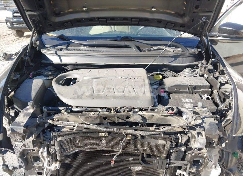 Photo 10 of 2015 Jeep Cherokee LIMITED (VIN 1C4PJLDS2FW602476)